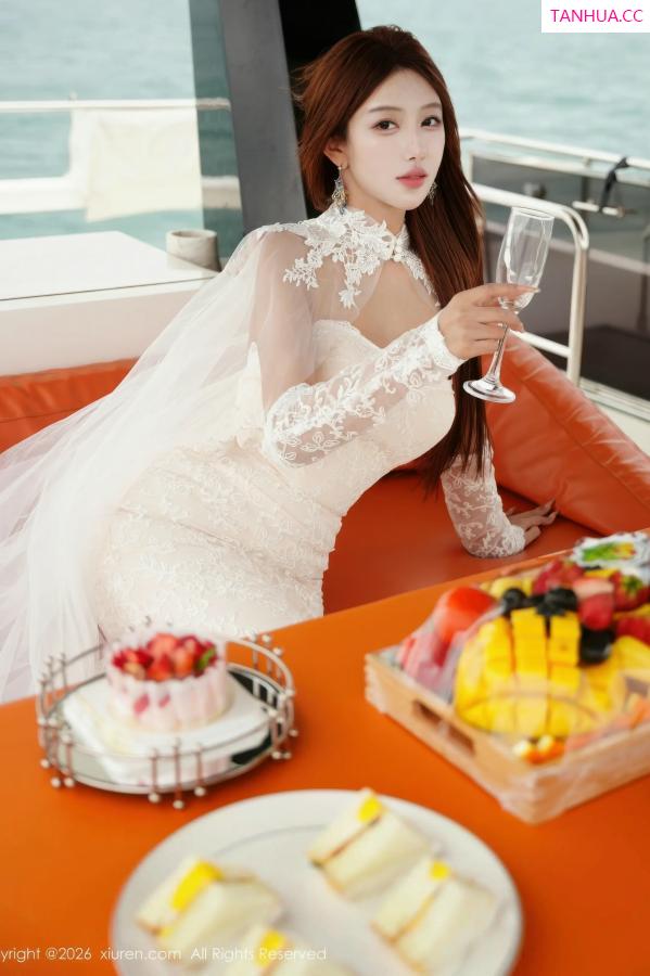   [XiuRen]高清写真图 2026.01.16 No.11243 金允希Yuki 游艇主题第18张图片